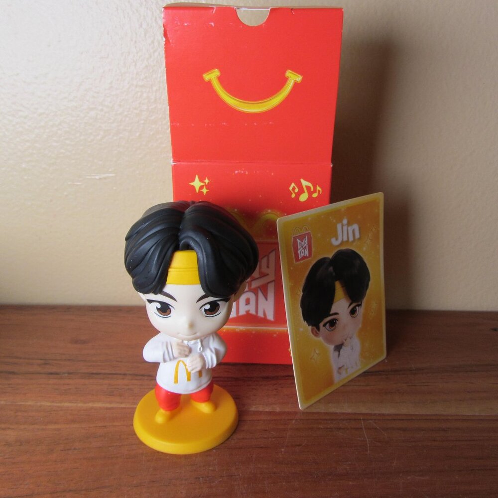 5 for $30 - tiny tan BTS jin figure McDonalds 2025 NIB (W6213)